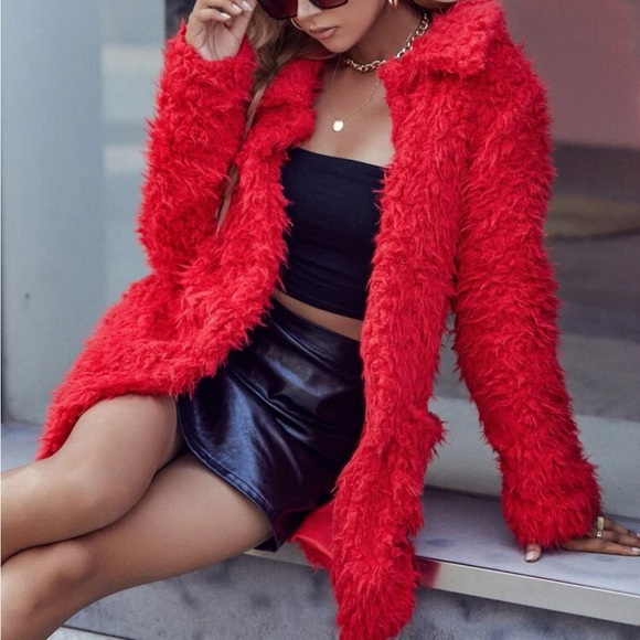Luxe vegan fur coat - Picture 1 of 7